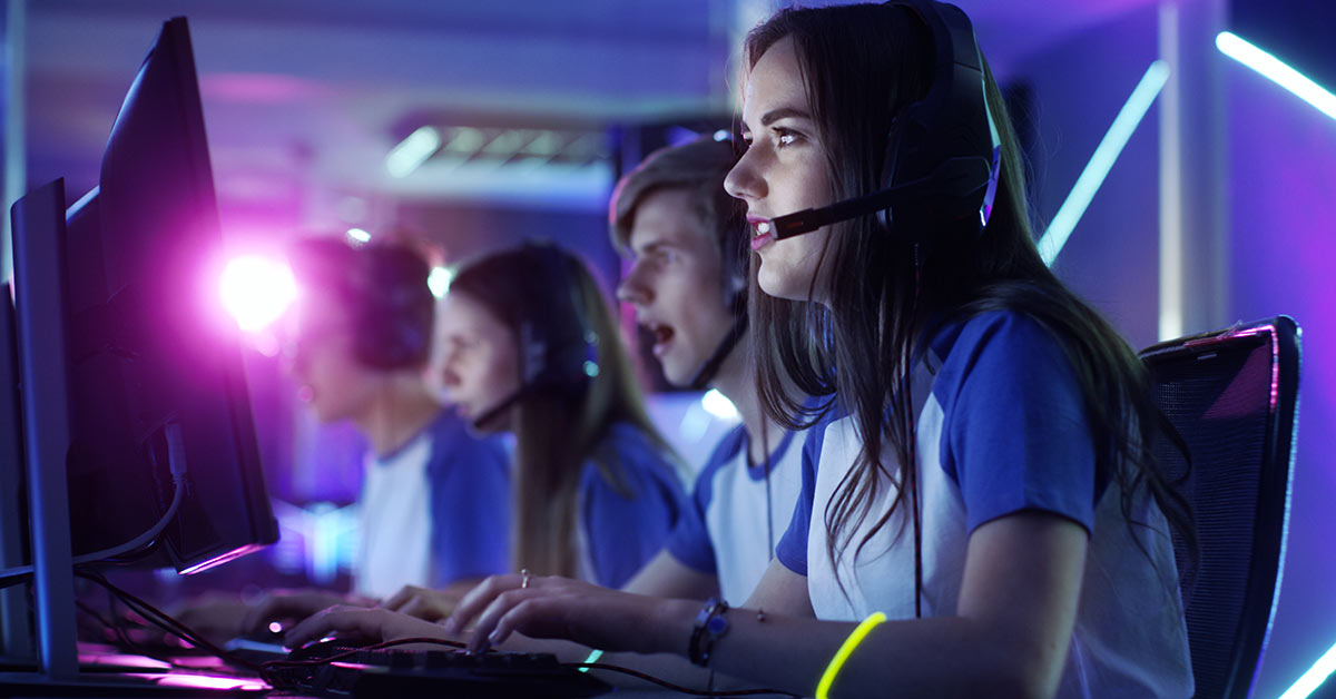 4 étudiants en e-sports